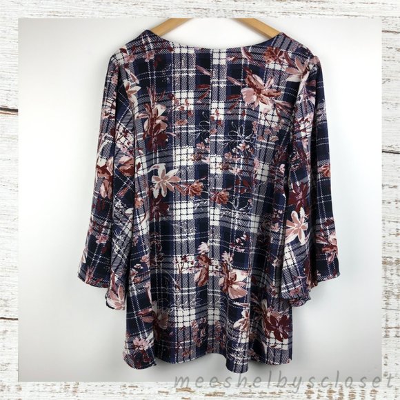 Bobeau Plaid & Floral Print Flutter Sleeve Blouse - Picture 2 of 7